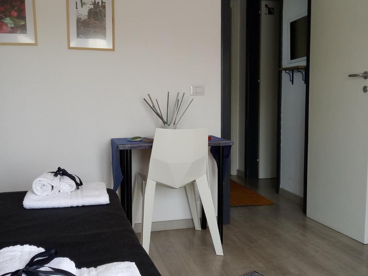 Idria B&B Barcellona Pozzo di Gotto Eksteriør billede