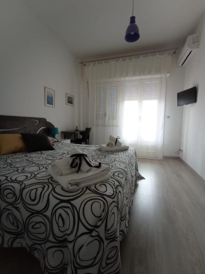 Idria B&B Barcellona Pozzo di Gotto Eksteriør billede